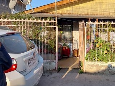 Casa en venta en la comuna de peñaflor