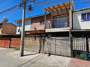 Casa en Venta en Paine 3 dormitorios 2 baños / Kutt Property