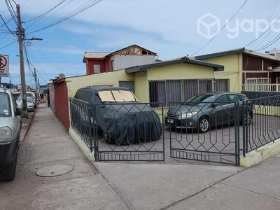 Casa 10X30= 300 mtr2 en calle la concordia Iquique