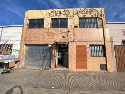 Local o Casa comercial en Venta en Santiago 2 baños / Coldwell Banker