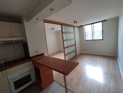 Arriendo comodo dpto 1 dorm 1 baño mac iver 524