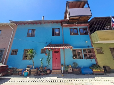 Casa en Arriendo en Valparaíso 4 dormitorios 2 baños / Gestión y Propiedad