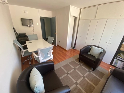 Oficina en Arriendo en Providencia 1 dormitorio 1 baño / LPM Gestión - Las Condes