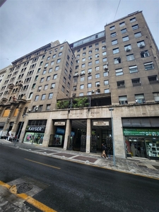 Oficina en Venta en Santiago 4 dormitorios 3 baños / Corredores Premium Chile SpA