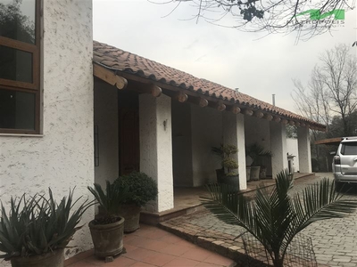 Casa en Venta El Arrayan / Los Quillayes, Lo Barnechea