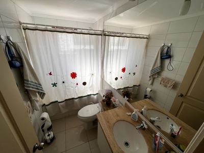 Casa en Venta en Puente Alto 4 dormitorios 2 baños / Easy Prop