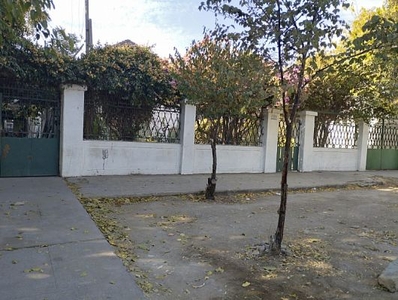 En venta excelente casa en Recoleta de gran terreno