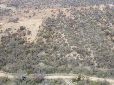 Vendemos amplio terreno en Lomas de Curacavi