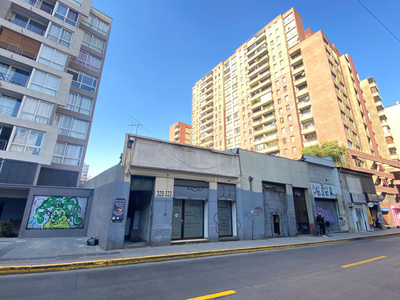 Local o Casa comercial en Venta en Santiago / Invierte Propiedades SpA