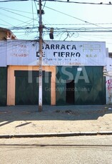 Local/Galpón para remodelar en calle Juan Vicuña, Santiago