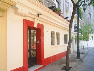 Local o Casa comercial en Venta en Santiago 36 dormitorios 12 baños / Coldwell Banker