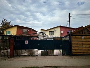 casa en venta 4 dormitorios, 2 baños en maipú.