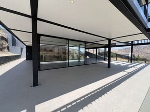 Espectacular Casa Nueva 3D 4B + Servicios / Exclusivo Barrio La Reserva Chicureo/Colina