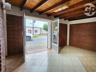 Local o Casa comercial en Arriendo en San Javier 3 dormitorios 1 baño / Corredores Premium Chile SpA