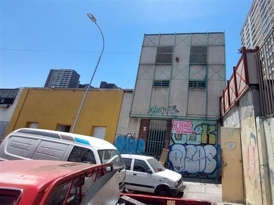 Local o Casa comercial en Arriendo en Santiago / Corretajes Prosal