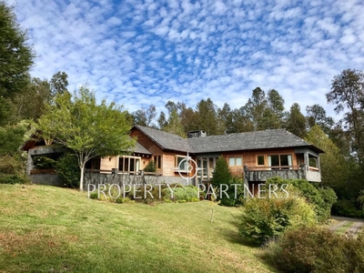 Increíbles casas en Pucón con vista al Lago Villarrica