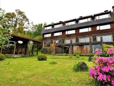 Hotel en venta con vista al lago Villarrica