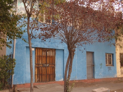 Casa en Venta en Estación Central 5 dormitorios 3 baños / Corredores Premium Chile SpA