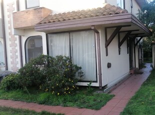 Casa en Venta en San Pedro De La Paz 4 dormitorios 3 baños / Corredores Premium Chile SpA