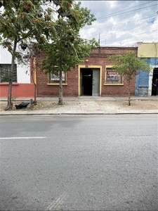 Local o Casa comercial en Venta en Santiago 2 baños / Realty.Corp