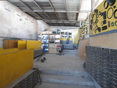 Propiedad industrial en Venta en Peñalolén 3 baños / FAJARDO DE LA CUBA LTDA.