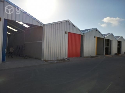 Bodegas 36 y 37 Centro Industrial ARQA