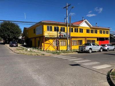Patagonia, Coyhaique, Propiedad Comercial, Servicios o Educacional.