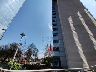 Oficina en Arriendo en Las Condes 13 dormitorios 5 baños / Magna Group Propiedades Limitada