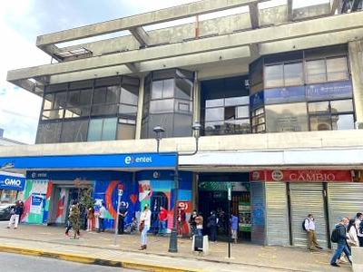 Se arrienda amplia oficina en pleno centro de Temuco