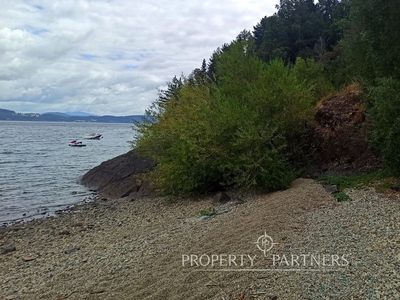 Precioso terreno con exclusiva playa en Panguipulli