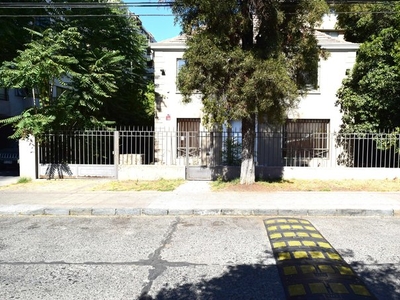 Providencia, Casa Oficinas, Pocuro, Colegio San Ignacio (29201)