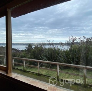 Hermosa casa en chiloe-castro vista al mar