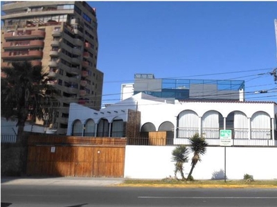 Casa en Arriendo en Iquique 5 dormitorios 4 baños / Berríos Zegers Propiedades